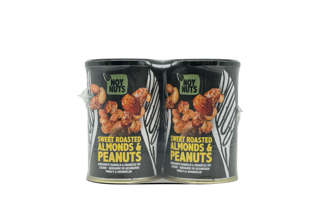 sweet roasted almonds en nuts tray